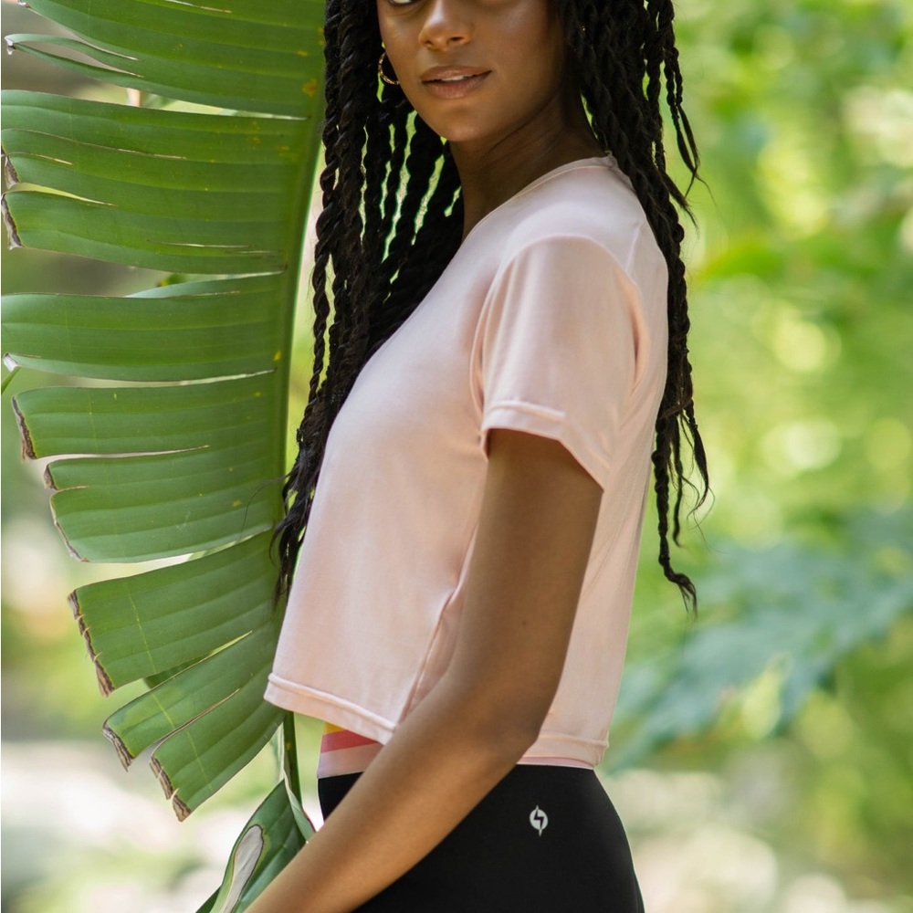 Popflex active explore tee in lychee (pink) size S